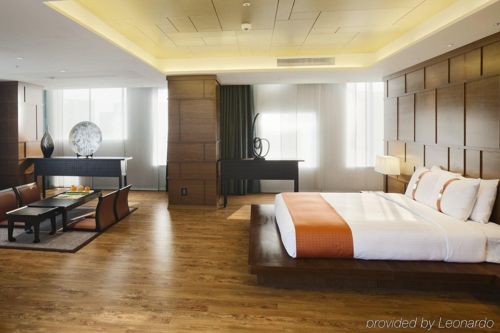 Готель Ramada Plaza By Wyndham Gwangju Gwangju Metropolitan City Екстер'єр фото